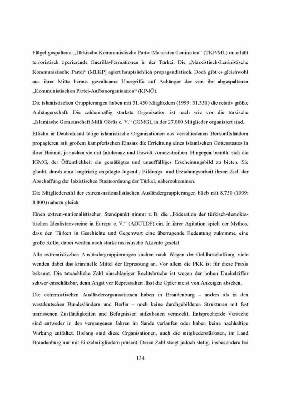 Seite 134 des Verfassungsschutzbericht 2000 Brandenburg