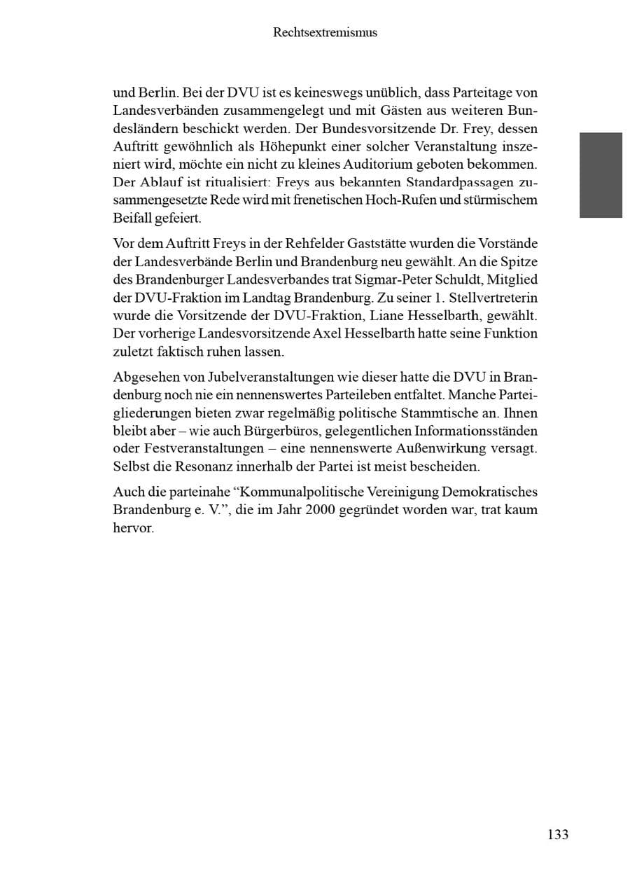 Seite 137 des Verfassungsschutzbericht 2002 Brandenburg